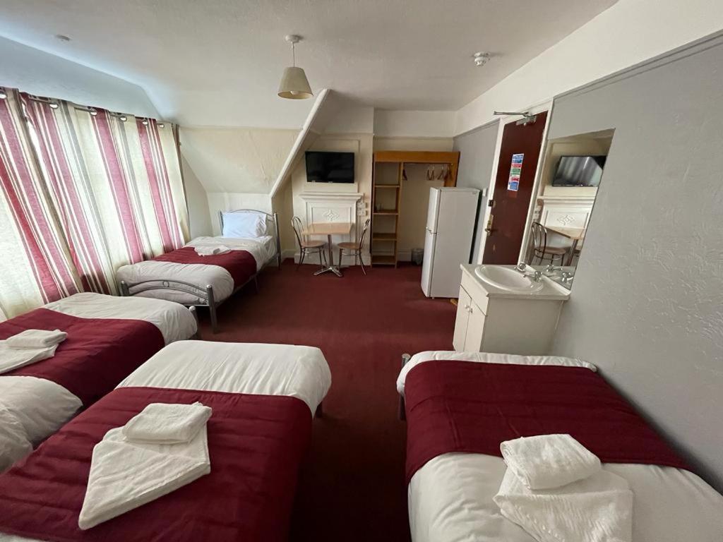 הרו St Nicholas Hotel מראה חיצוני תמונה