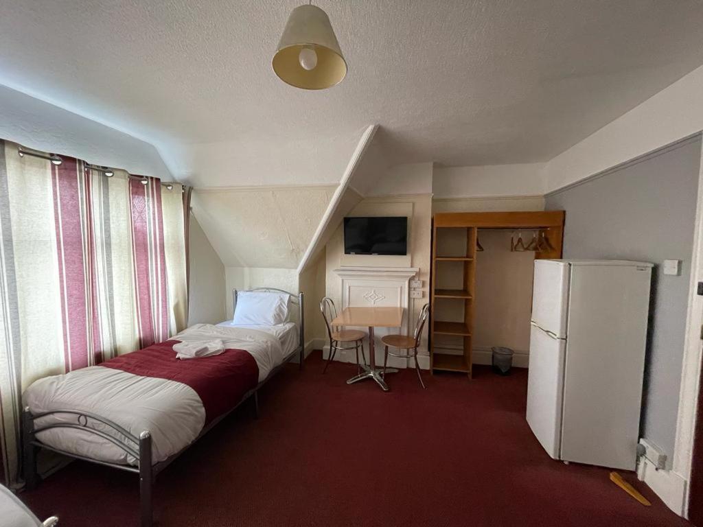 הרו St Nicholas Hotel מראה חיצוני תמונה