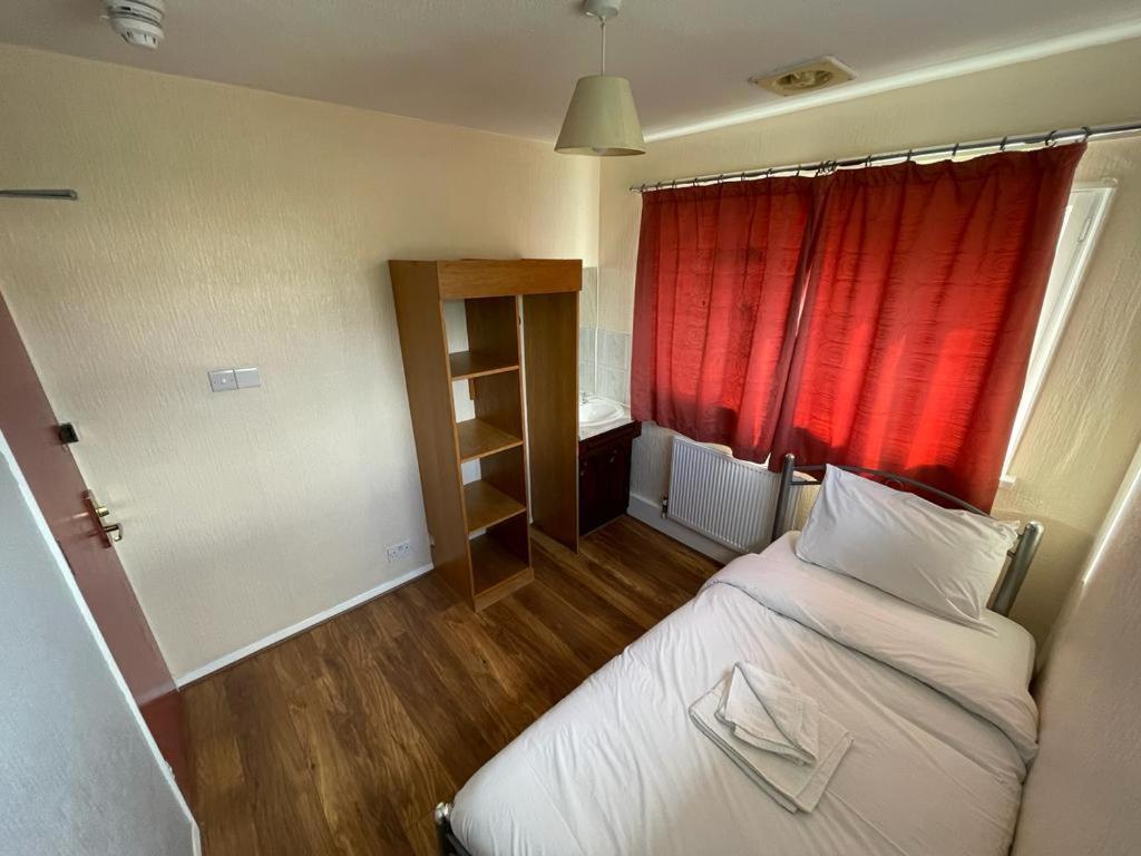 הרו St Nicholas Hotel מראה חיצוני תמונה